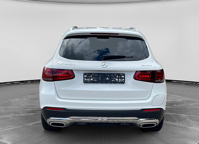 
								Mercedes-Benz GLC 300 vollständig									