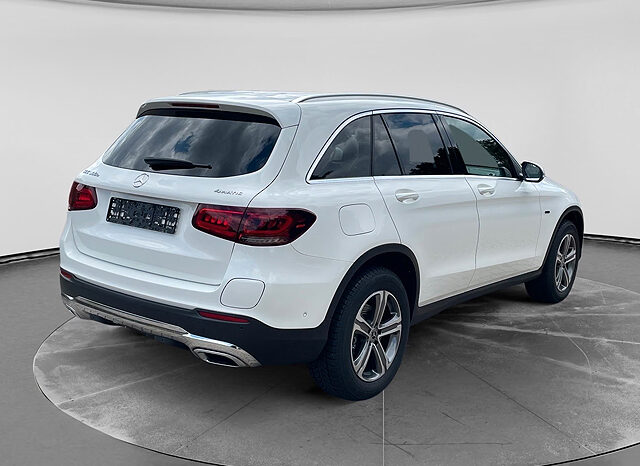 
								Mercedes-Benz GLC 300 vollständig									