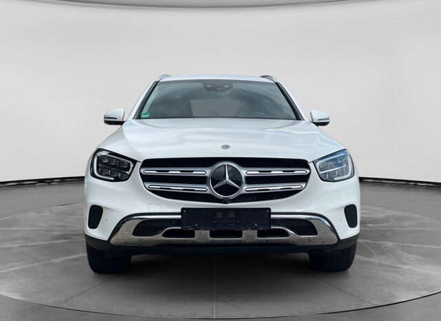 
								Mercedes-Benz GLC 300 vollständig									